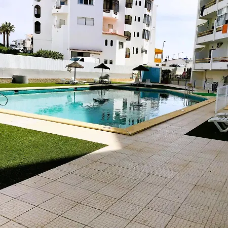 Apartment 1 Bedroom Apartment Cardoso, Praceta Vitorino Nemesio