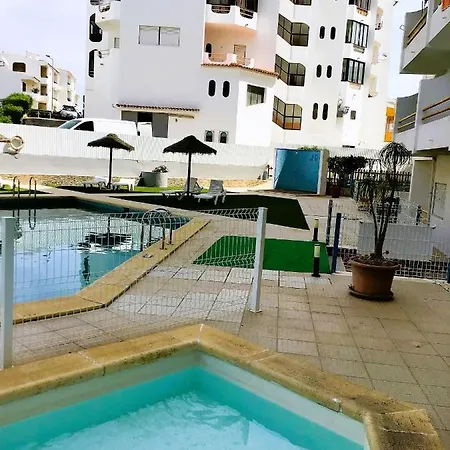 1 Bedroom Apartment Cardoso, Praceta Vitorino Nemesio Apartment *