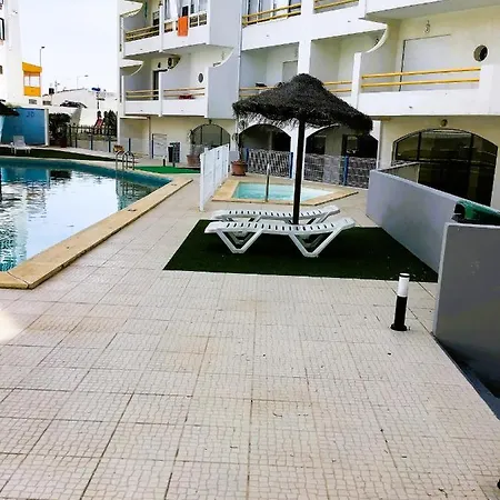 1 Bedroom Apartment Cardoso, Praceta Vitorino Nemesio Apartment
